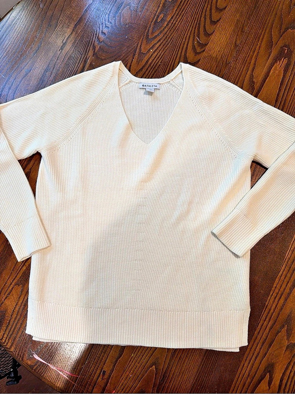 Athlete Hanover Refined V-Neck Merino Sweater Magnolia White S Small